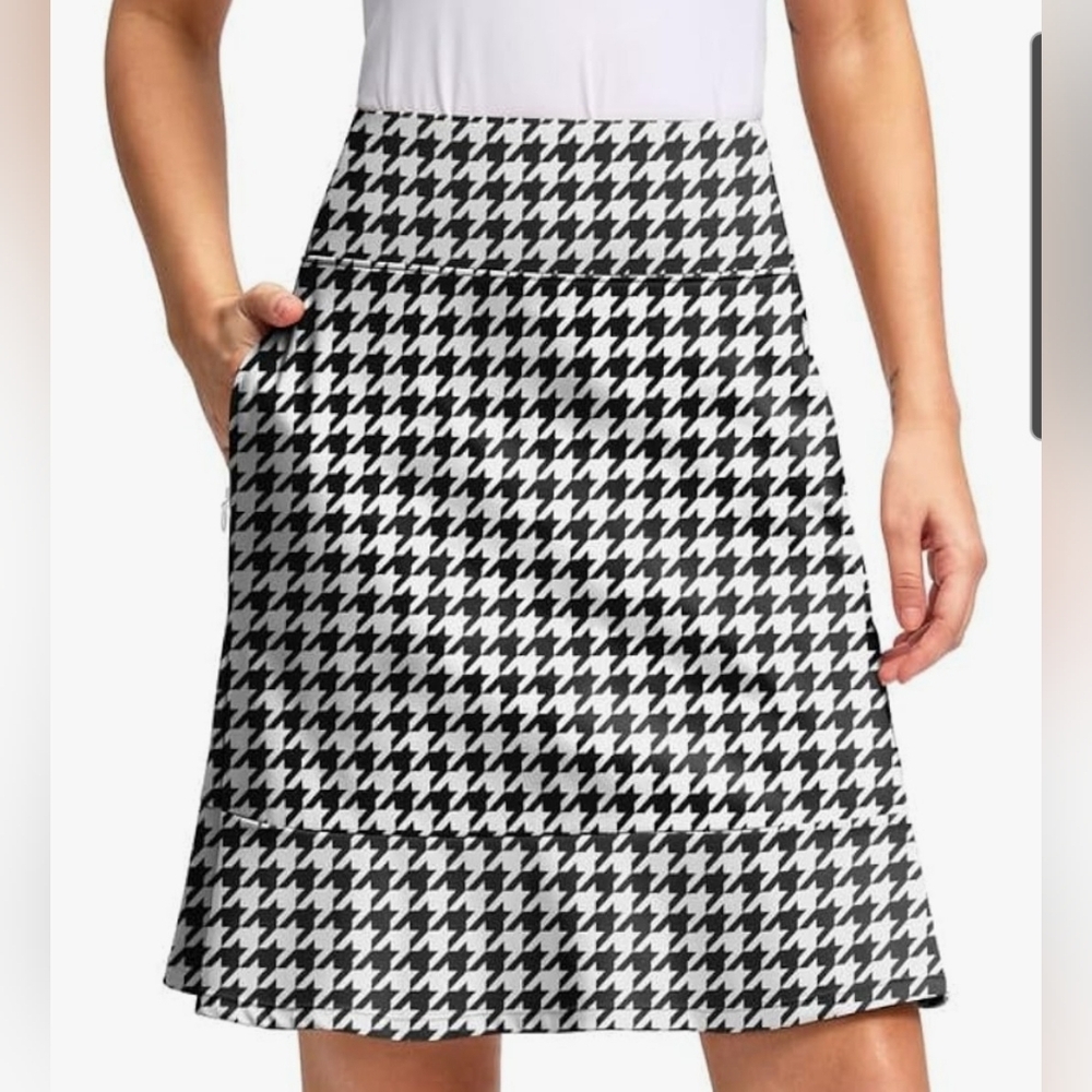 Houndstooth Black and White Women's Skort Size Small